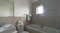 Bathroom 1 - 4 square meters of property in Esther Park