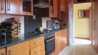 Kitchen - 12 square meters of property in Azaadville