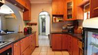 Kitchen - 9 square meters of property in Amanzimtoti 