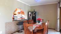 Dining Room - 10 square meters of property in Amanzimtoti 