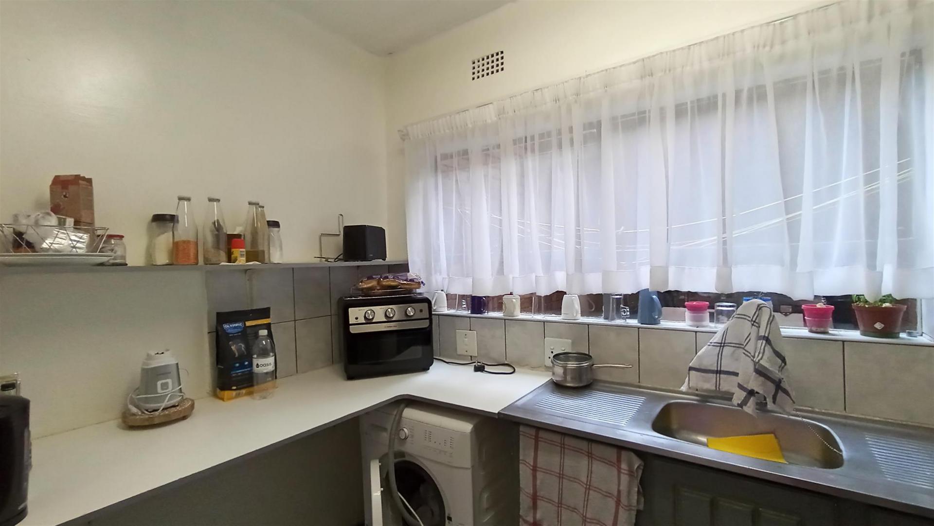 Kitchen - 9 square meters of property in Benoni