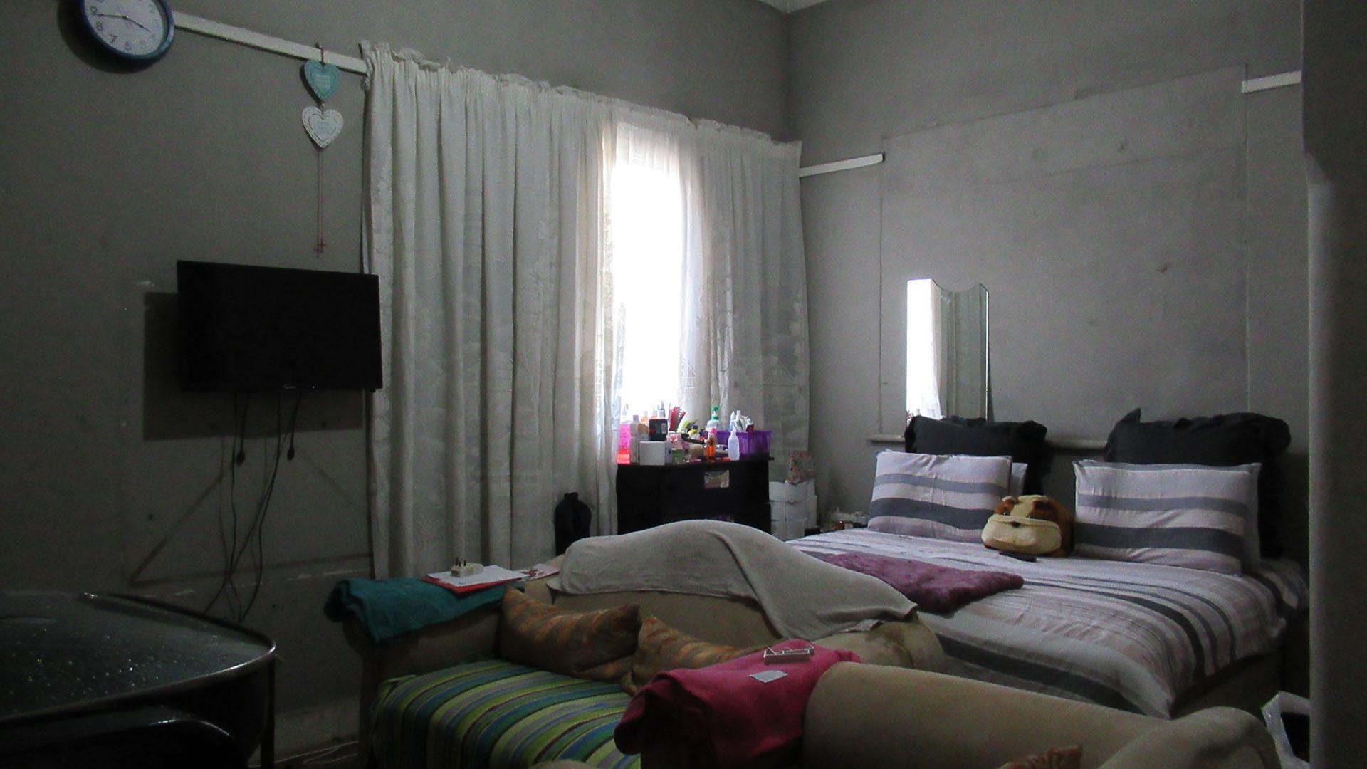 Bed Room 1 - 20 square meters of property in Kenilworth - JHB