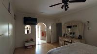 Main Bedroom - 20 square meters of property in Quellerina