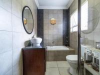 Main Bathroom - 7 square meters of property in New Redruth