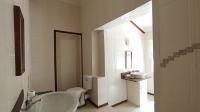 Bathroom 1 - 22 square meters of property in Greenside East