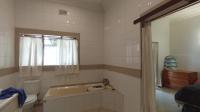 Bathroom 3+ - 12 square meters of property in Greenside East