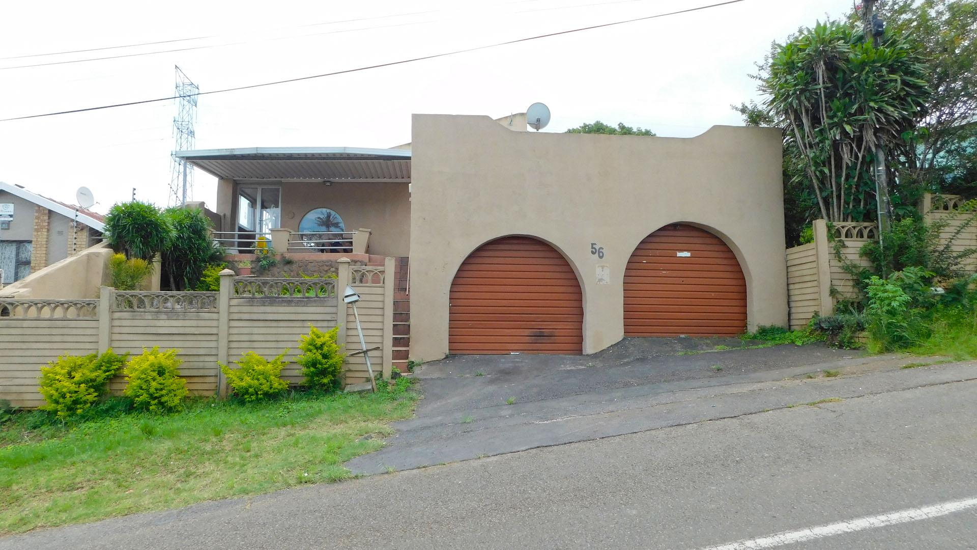 Front View of property in Mobeni East