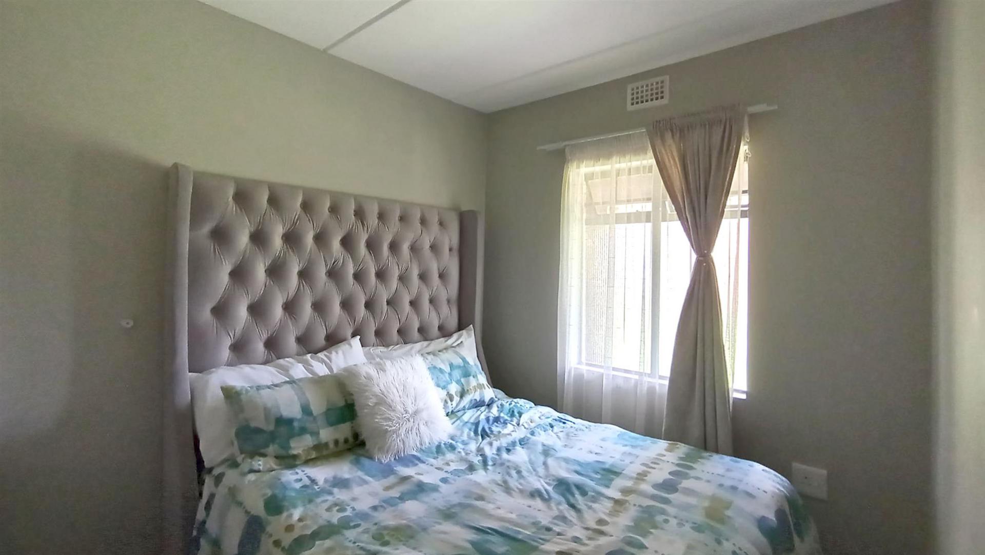 Bed Room 1 - 9 square meters of property in Montana Tuine