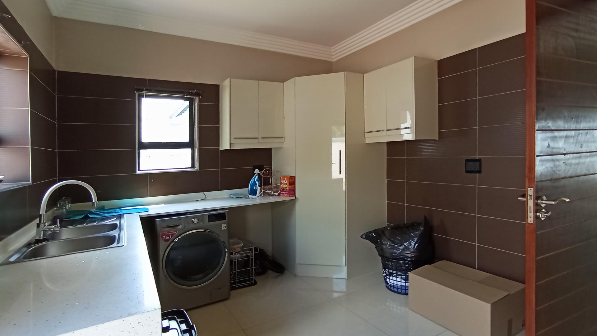 Scullery - 14 square meters of property in Copperleaf Golf and Country Estate