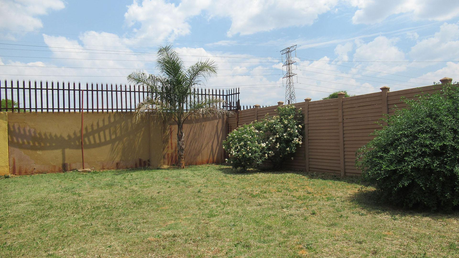 Backyard of property in Ennerdale