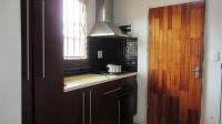 Kitchen - 6 square meters of property in Fleurhof