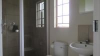 Main Bathroom - 4 square meters of property in Watervalspruit