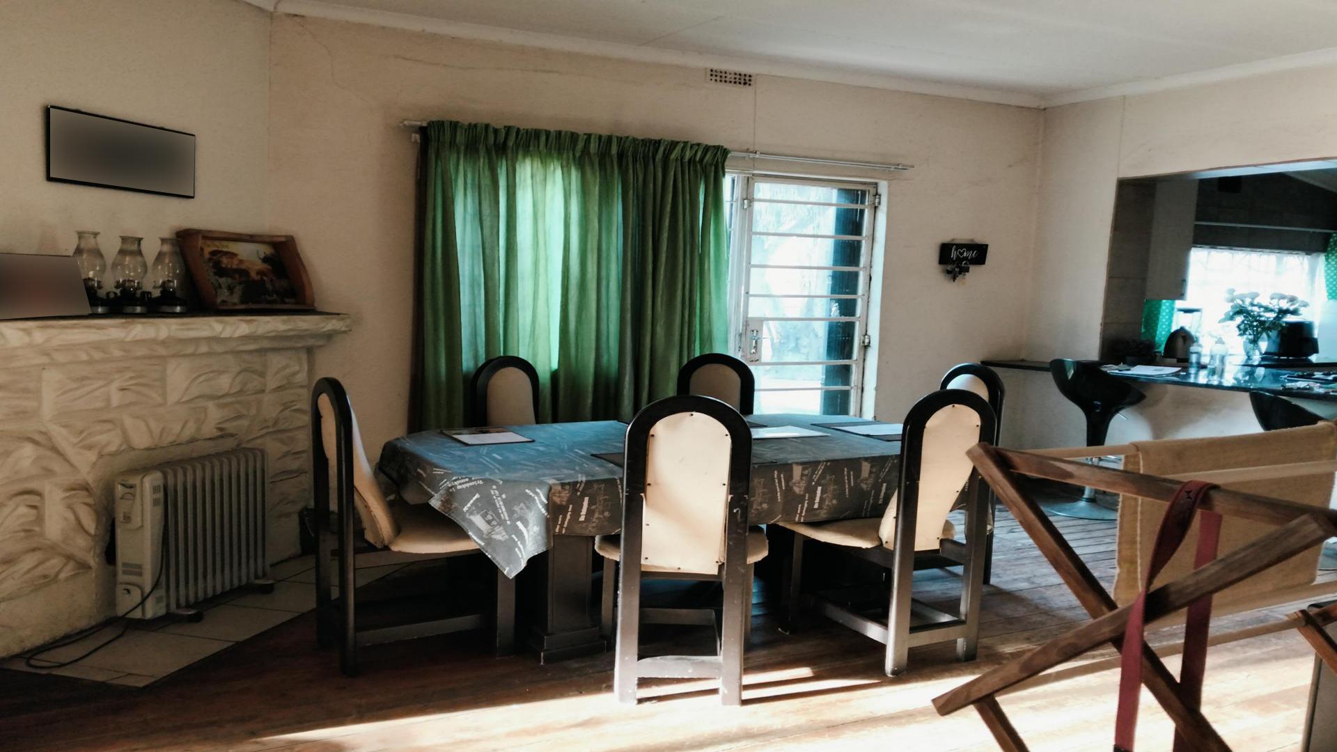 Dining Room of property in Brakpan