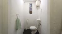 Staff Bathroom - 6 square meters of property in Paarl