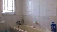 Main Bathroom - 5 square meters of property in Naturena