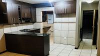 Kitchen - 9 square meters of property in Greenhills