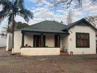 Front View of property in Sunnyside