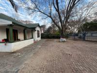 Front View of property in Sunnyside