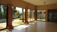 Patio - 64 square meters of property in Lenasia
