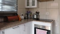 Kitchen - 6 square meters of property in Protea Glen