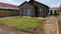 3 Bedroom 2 Bathroom House for Sale for sale in Protea Glen