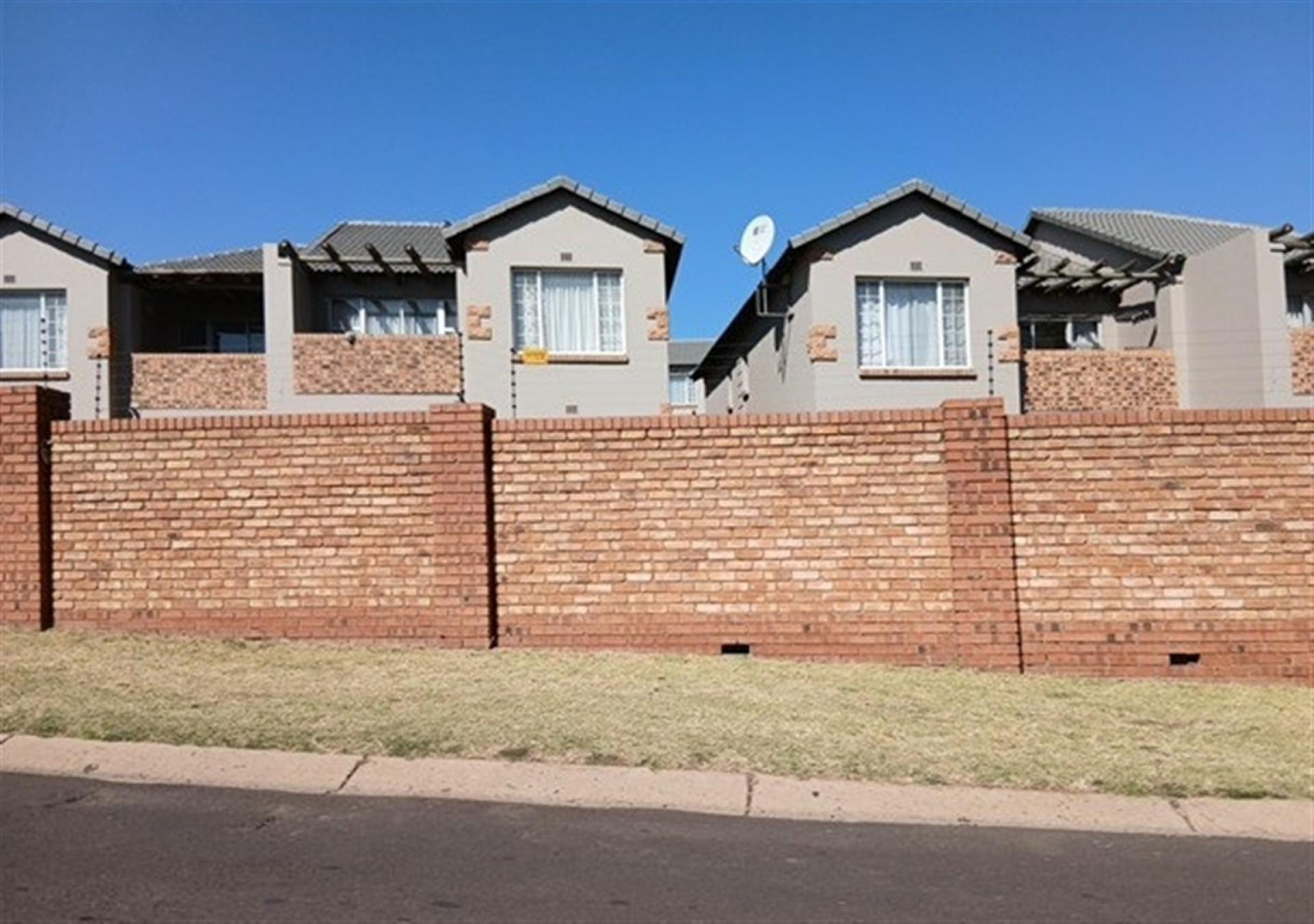 Front View of property in Reyno Ridge