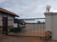 Front View of property in Centurion Central