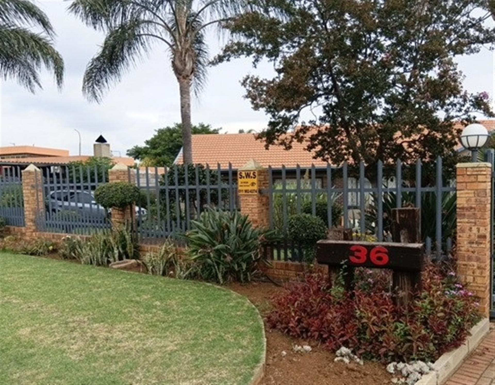 Front View of property in Verwoerdpark