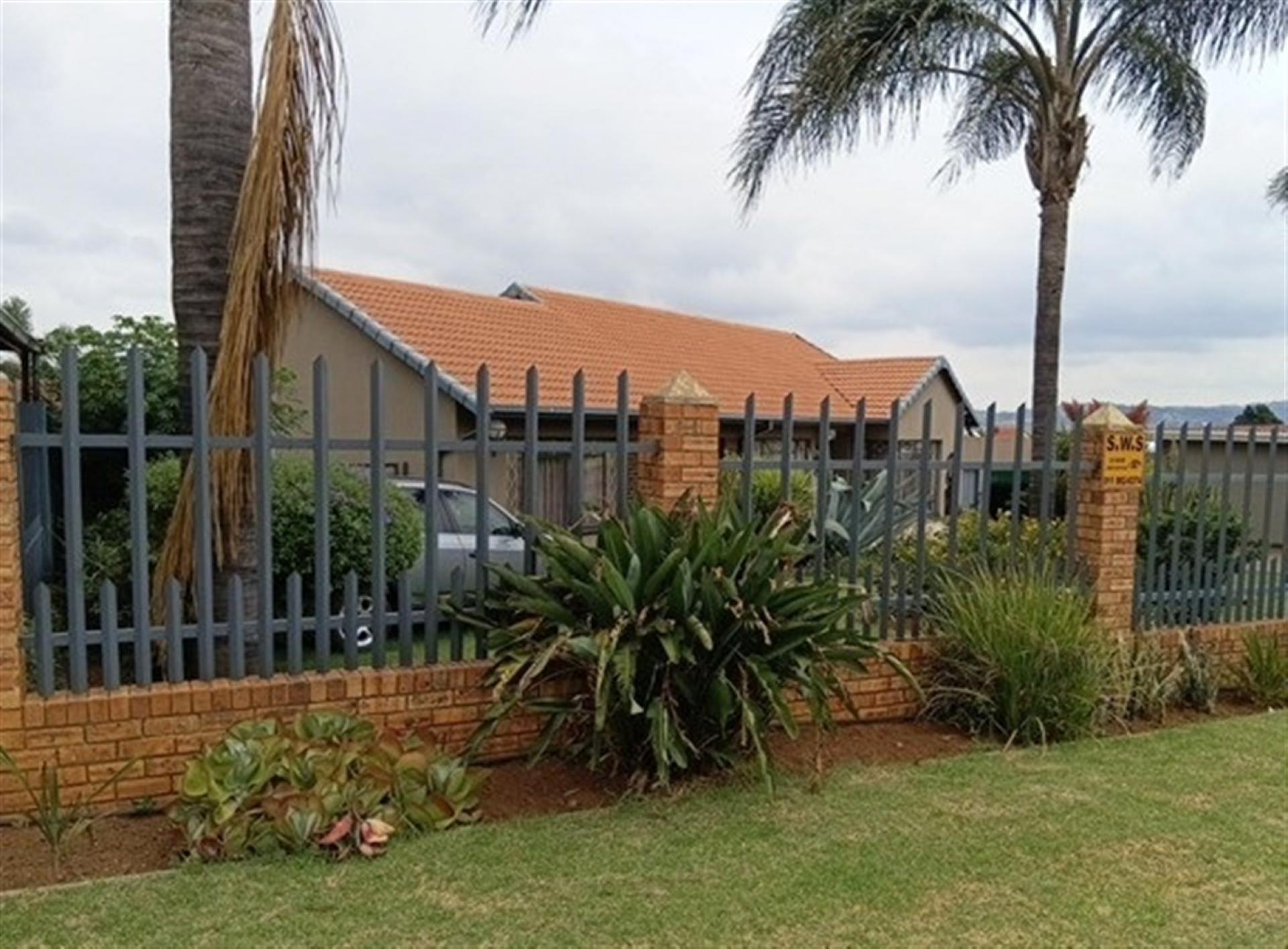 Front View of property in Verwoerdpark