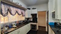 Kitchen - 12 square meters of property in Berton Park