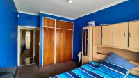 Bed Room 1 - 16 square meters of property in Berton Park