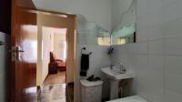 Bathroom 1 - 6 square meters of property in Berton Park