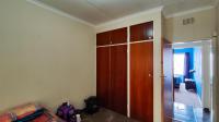 Bed Room 2 - 14 square meters of property in Berton Park