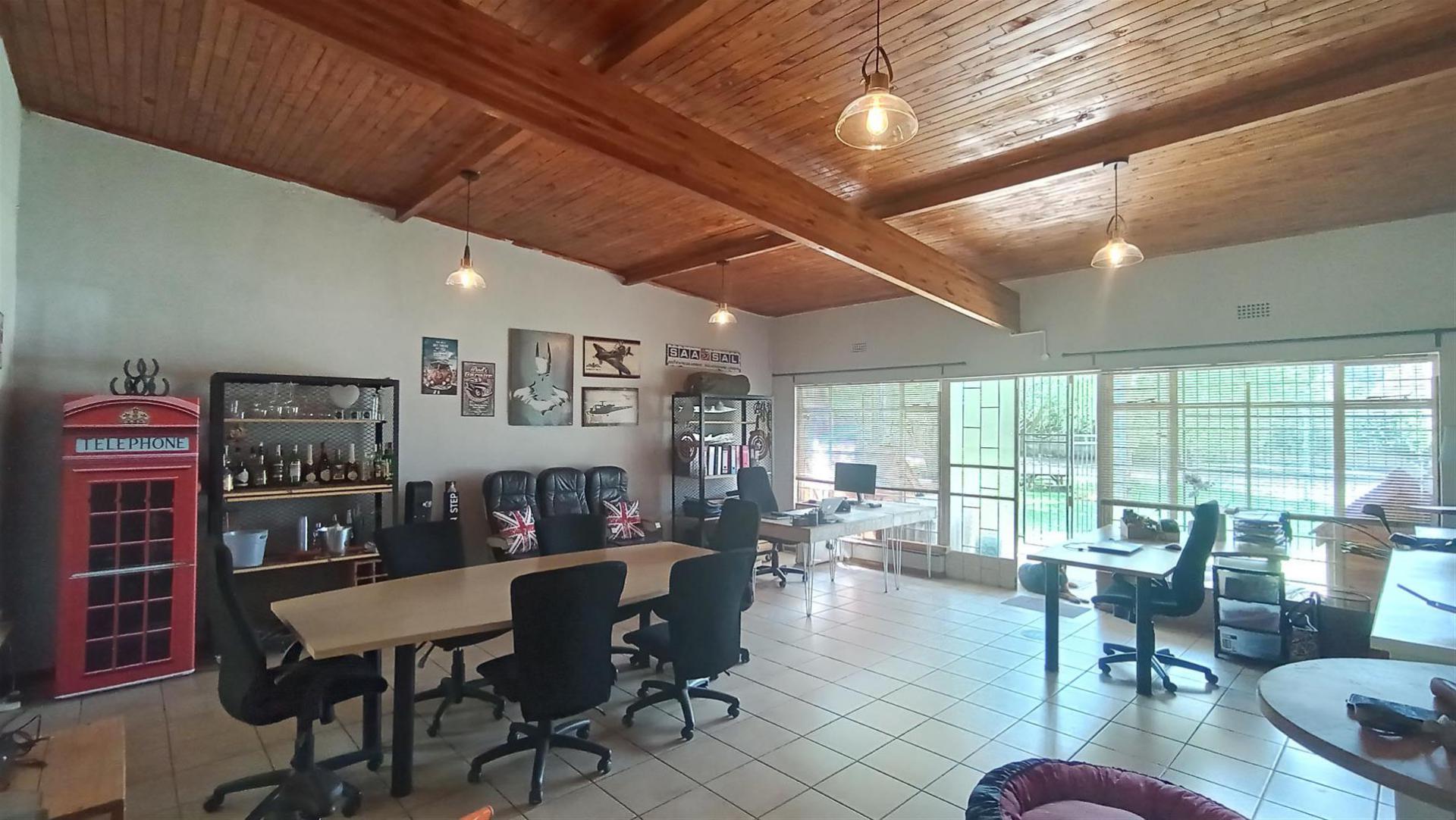 Lounges - 69 square meters of property in Benoni AH