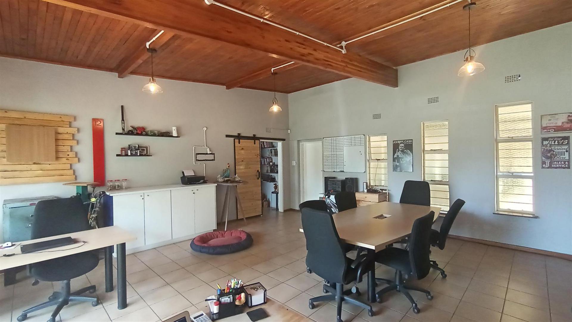 Lounges - 69 square meters of property in Benoni AH