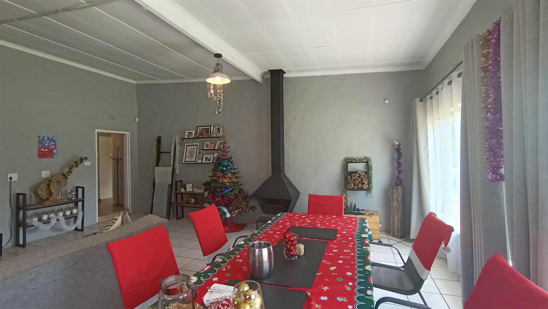 Dining Room - 22 square meters of property in Benoni AH