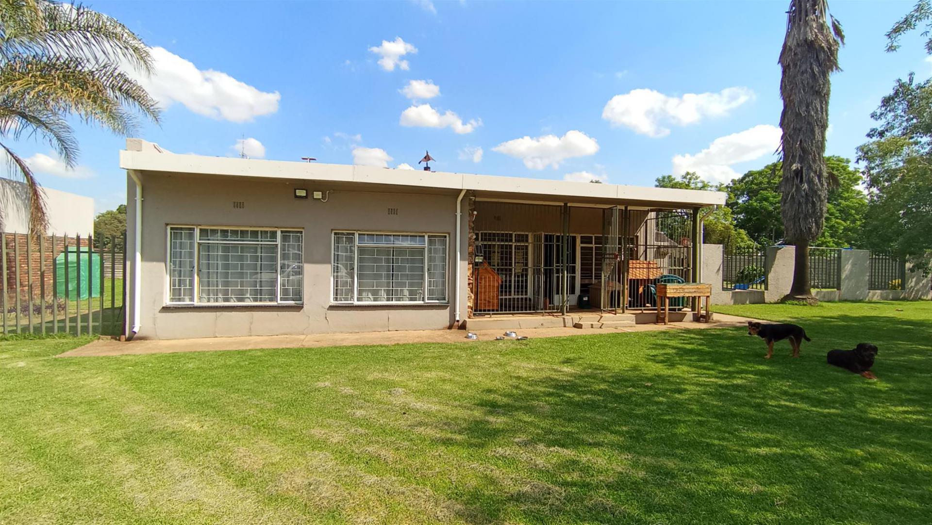 Front View of property in Benoni AH