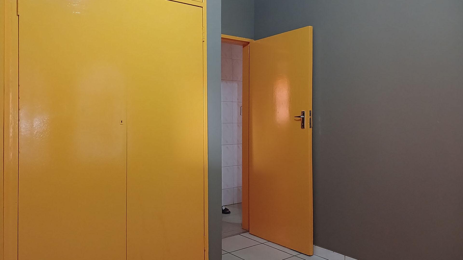 Bed Room 2 - 12 square meters of property in Zakariyya Park