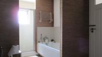 Main Bathroom - 13 square meters of property in Newtown