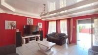 TV Room - 28 square meters of property in The Orchards