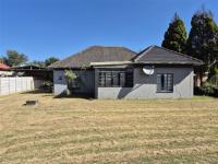 Front View of property in Vierfontein
