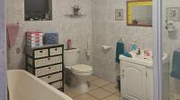 Bathroom 2 - 7 square meters of property in Eldoglen