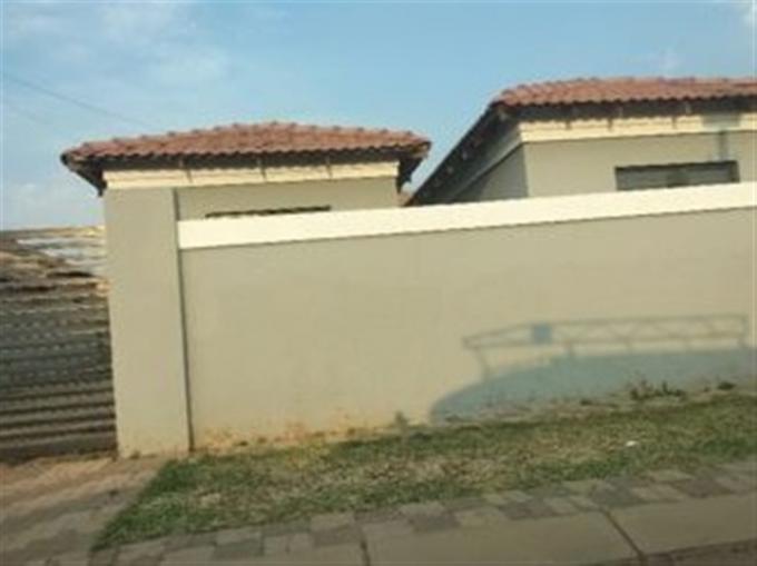 Standard Bank SIE Sale In Execution 3 Bedroom House for Sale in Protea Glen - MR610252