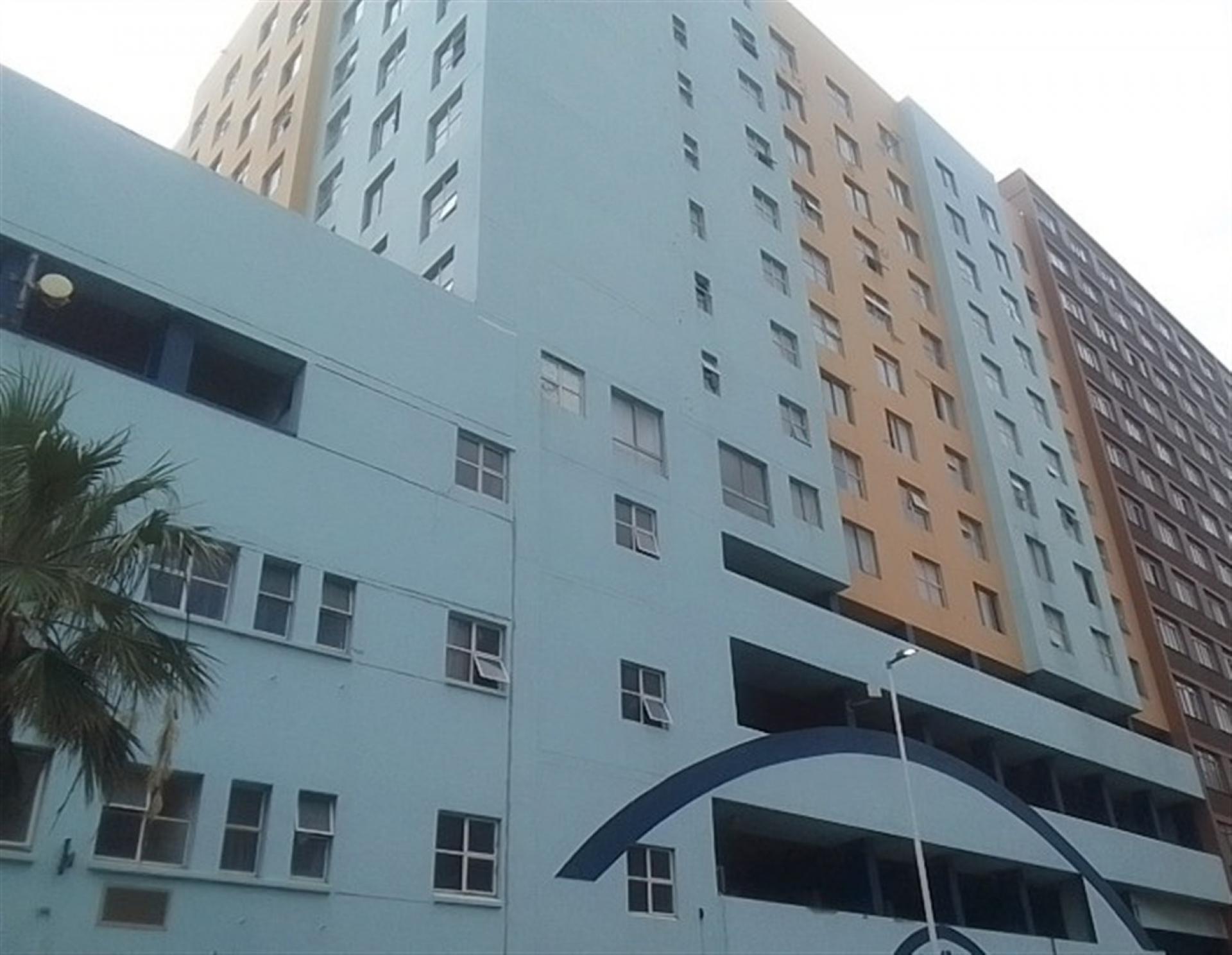 Front View of property in Durban Central