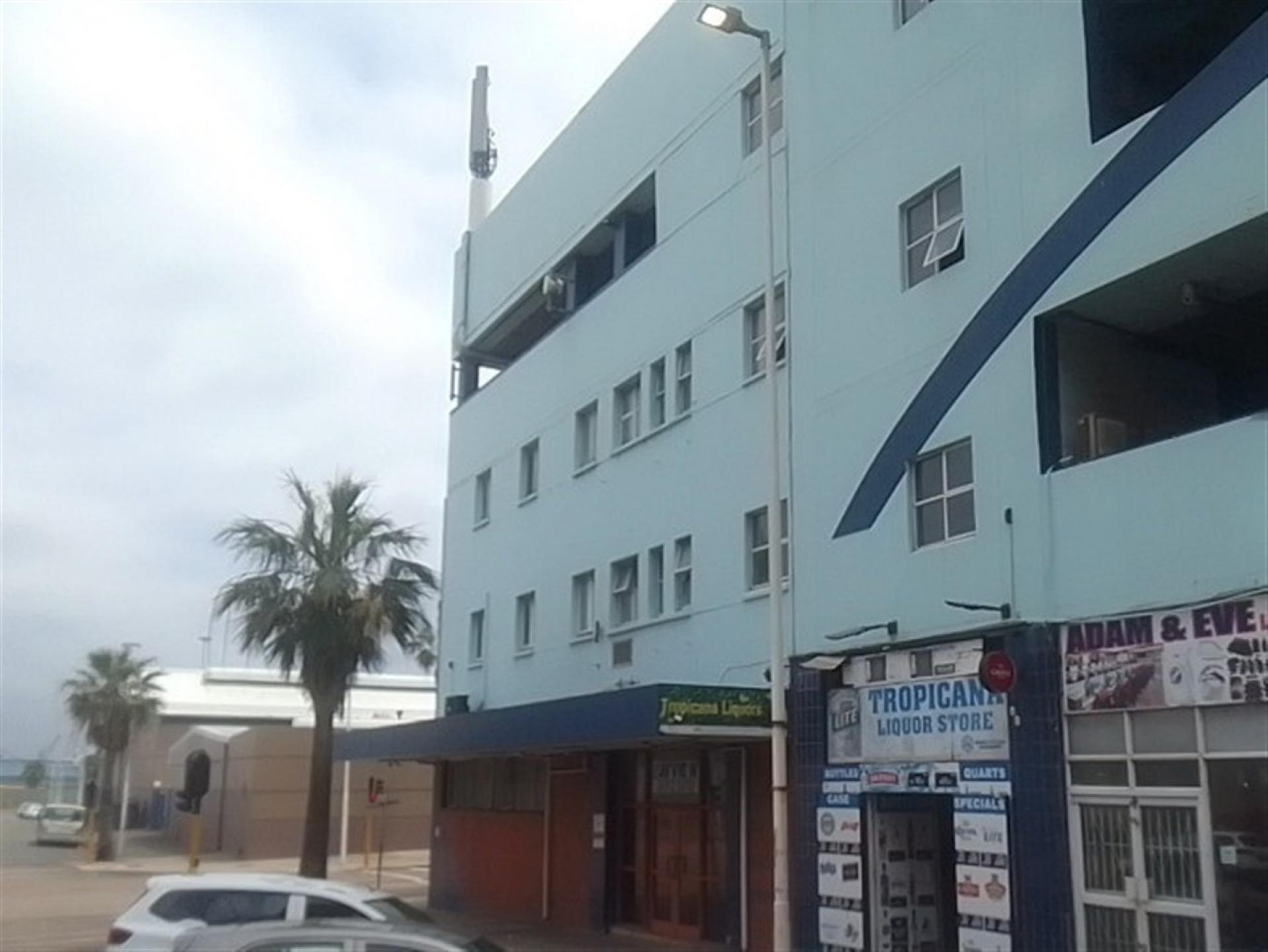 Front View of property in Durban Central