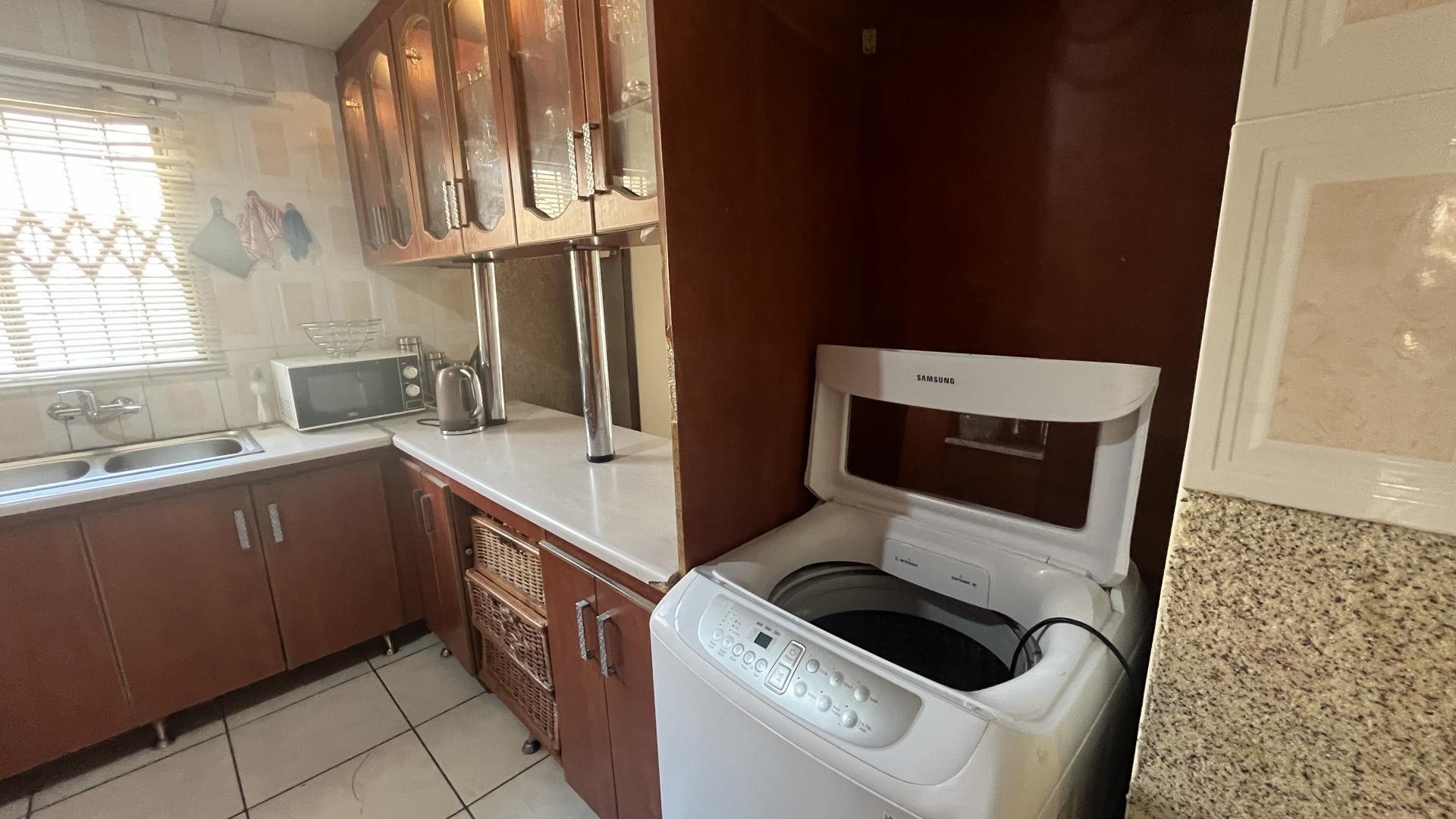 Kitchen of property in Mangaung