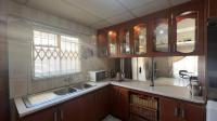 Kitchen of property in Mangaung