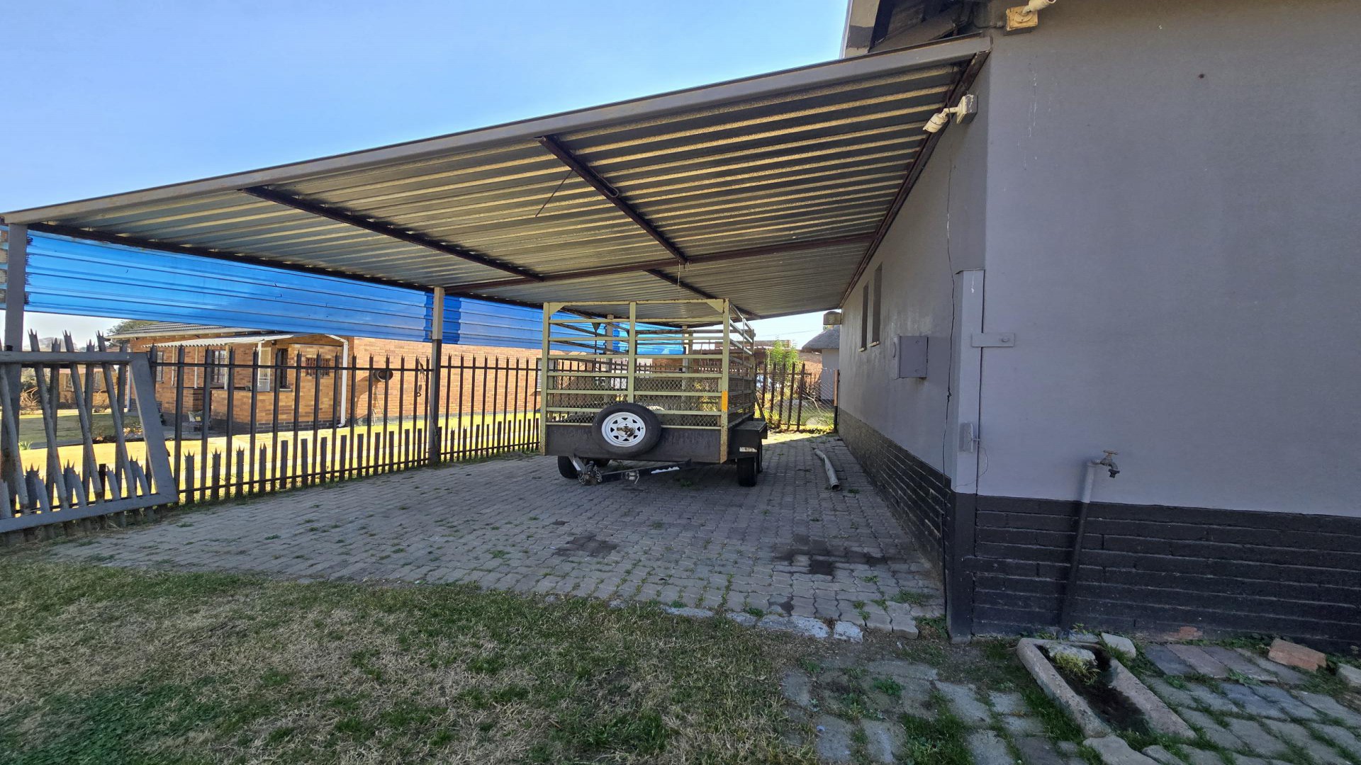 Carport  of property in Evander