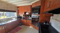 Kitchen of property in Evander