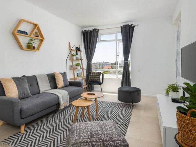 Apartment to Rent in Sea Point - Property to rent - MR610328